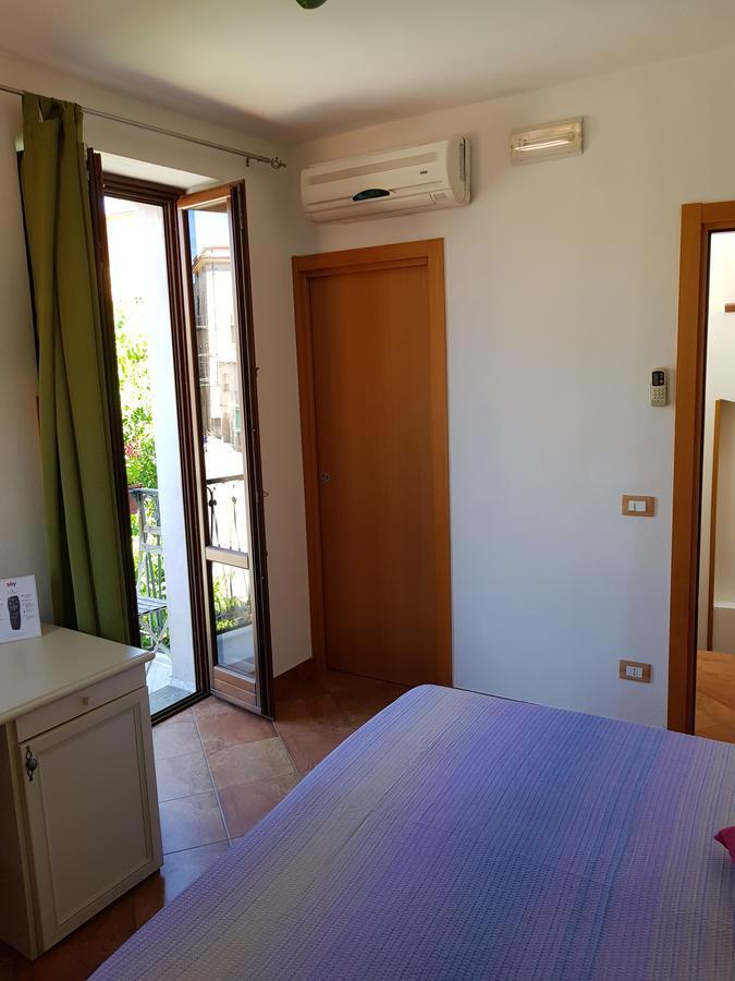 Locanda Aria Del Re Sapri Buitenkant foto